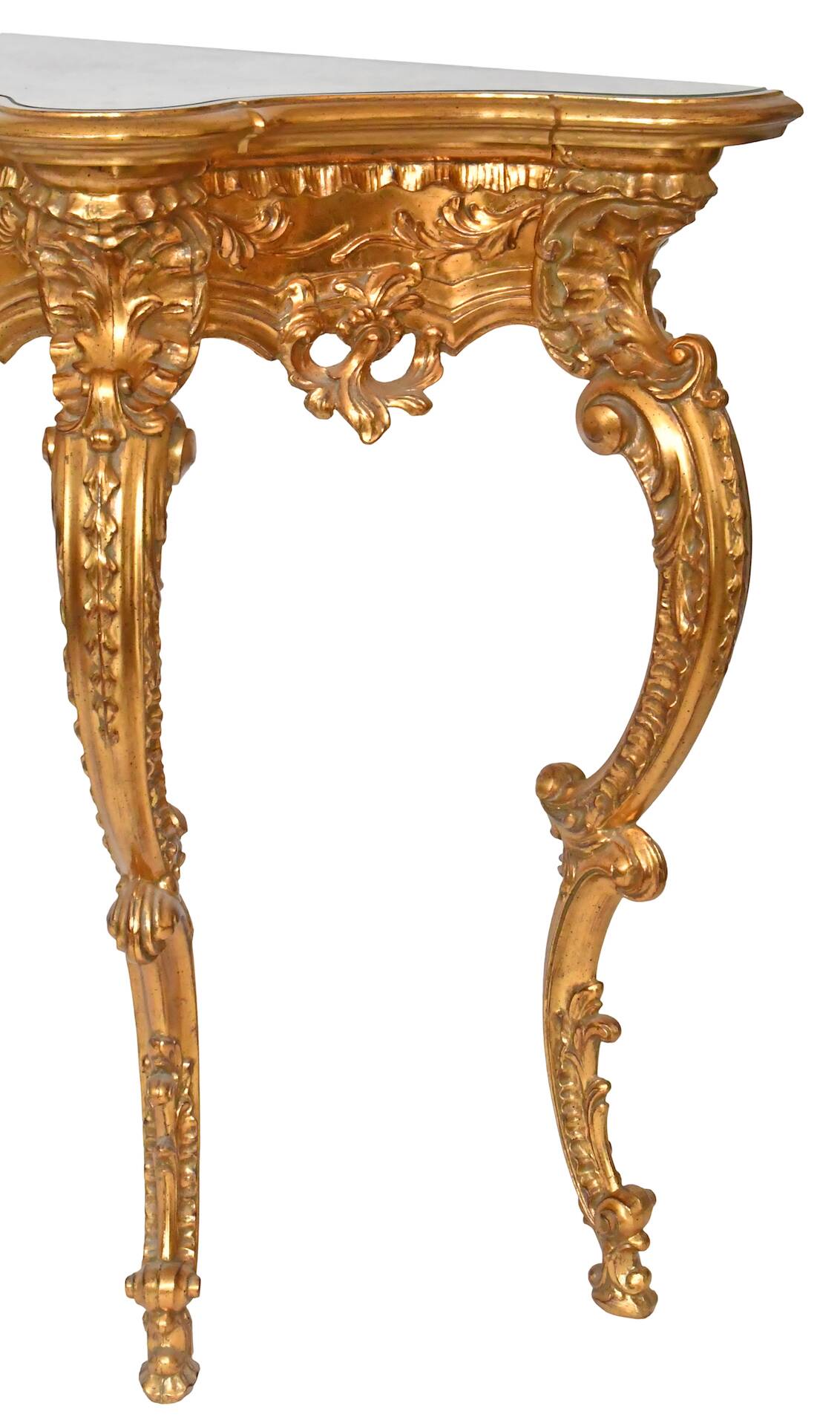 Console with a gilded wooden mirror.
