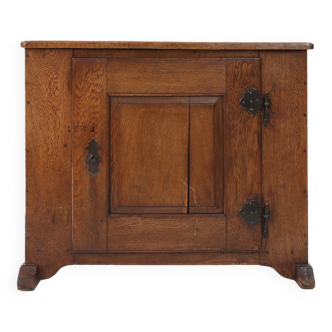 18th century cabinet