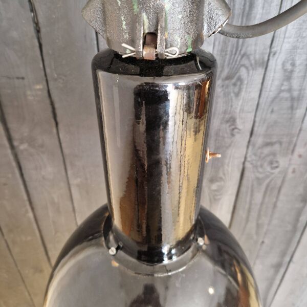 „Svenja“ Grande lampe en émail noire