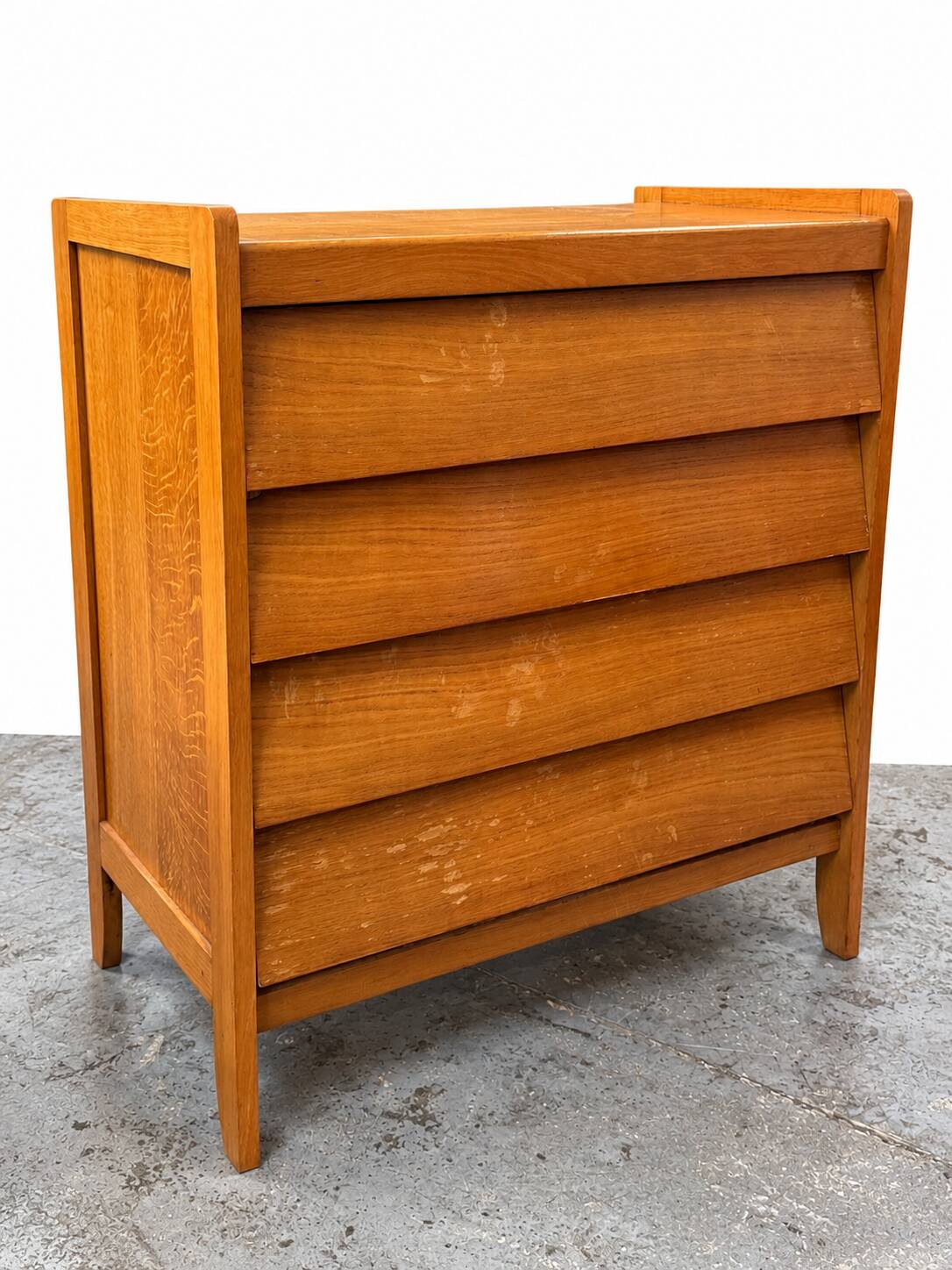 Scandinavian chest of drawers