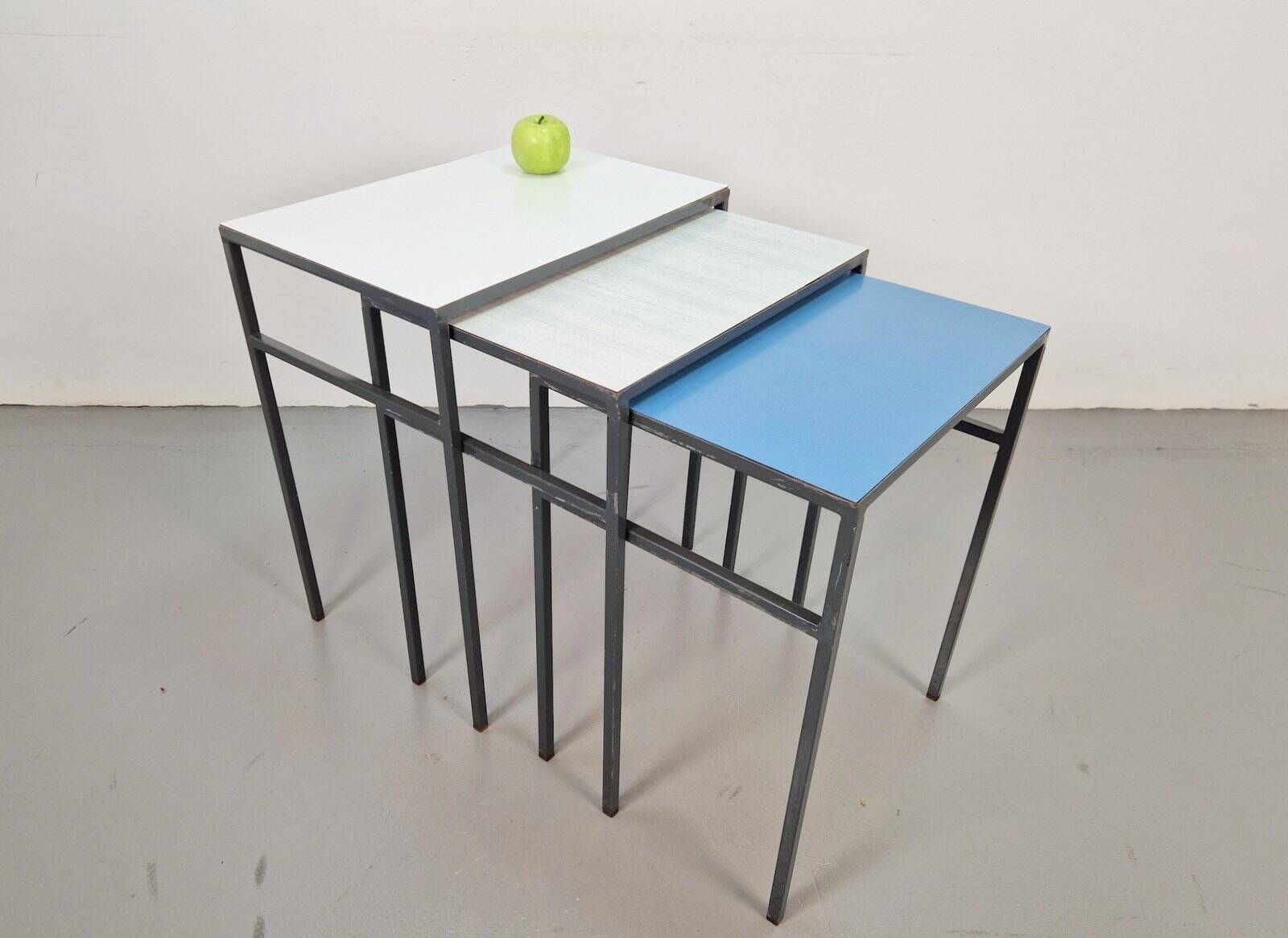 Vintage Mimi Nesting Tables in Metal and Teak by Formica, 1960s, Set of 3