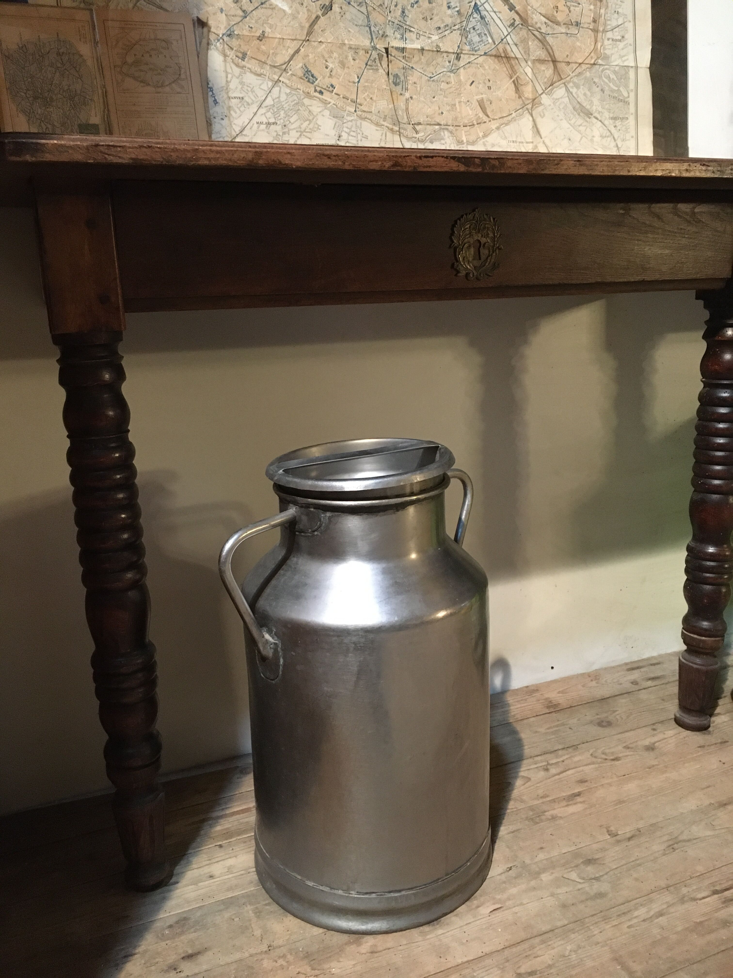 Stainless steel milk canister