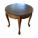 Round coffee table