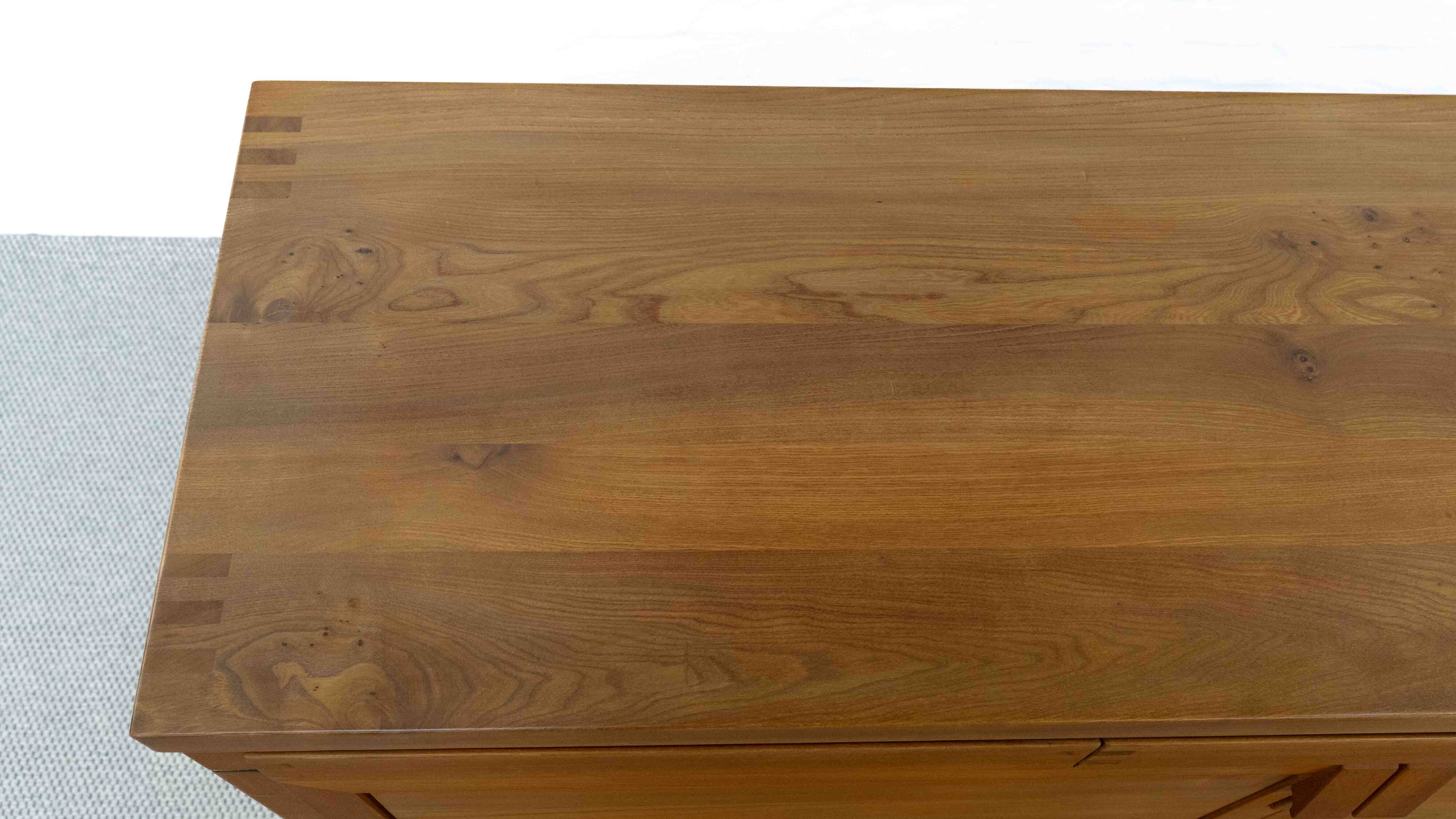 Sideboard R08 de Pierre Chapo en orme massif