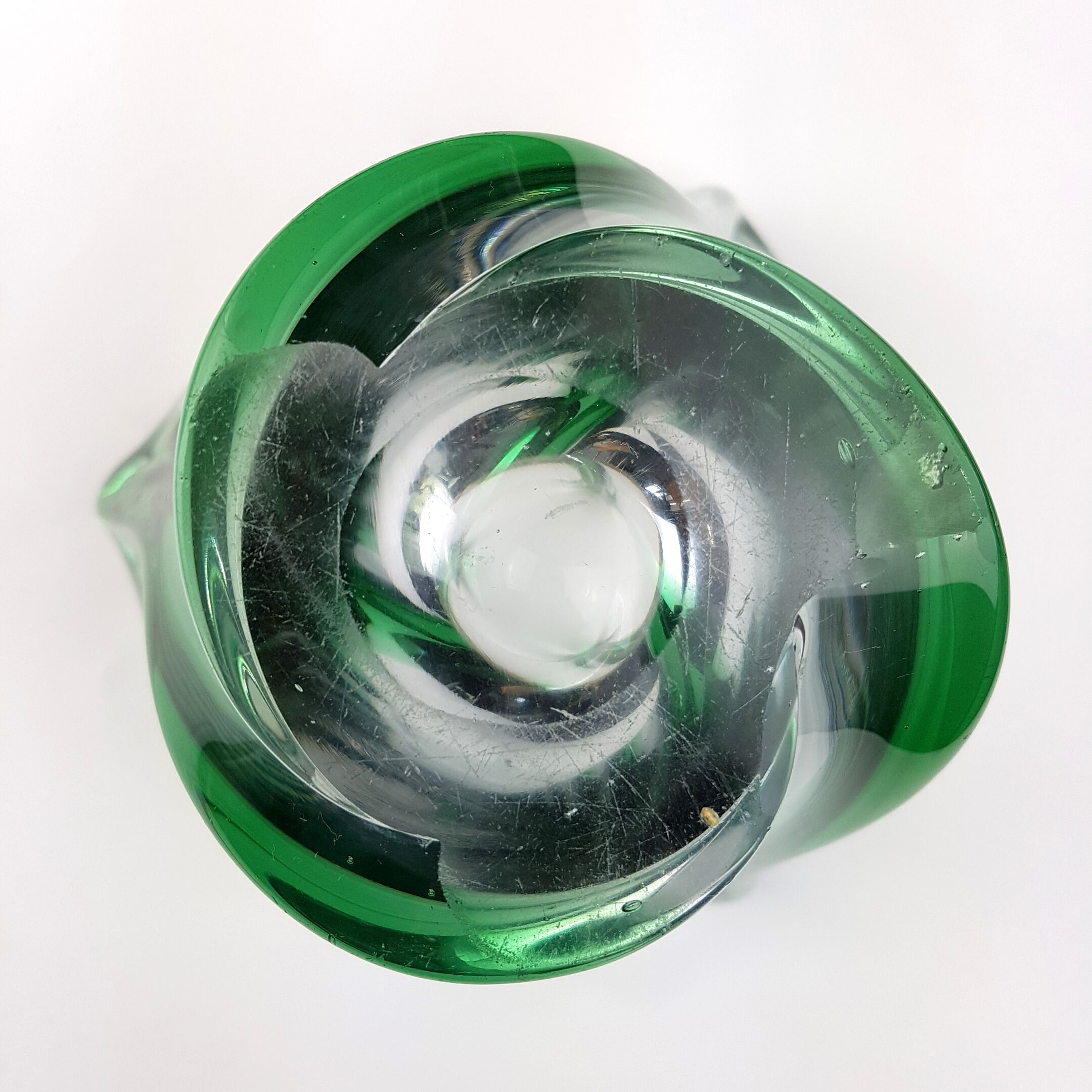 Vase en verre épais vert Murano vintage