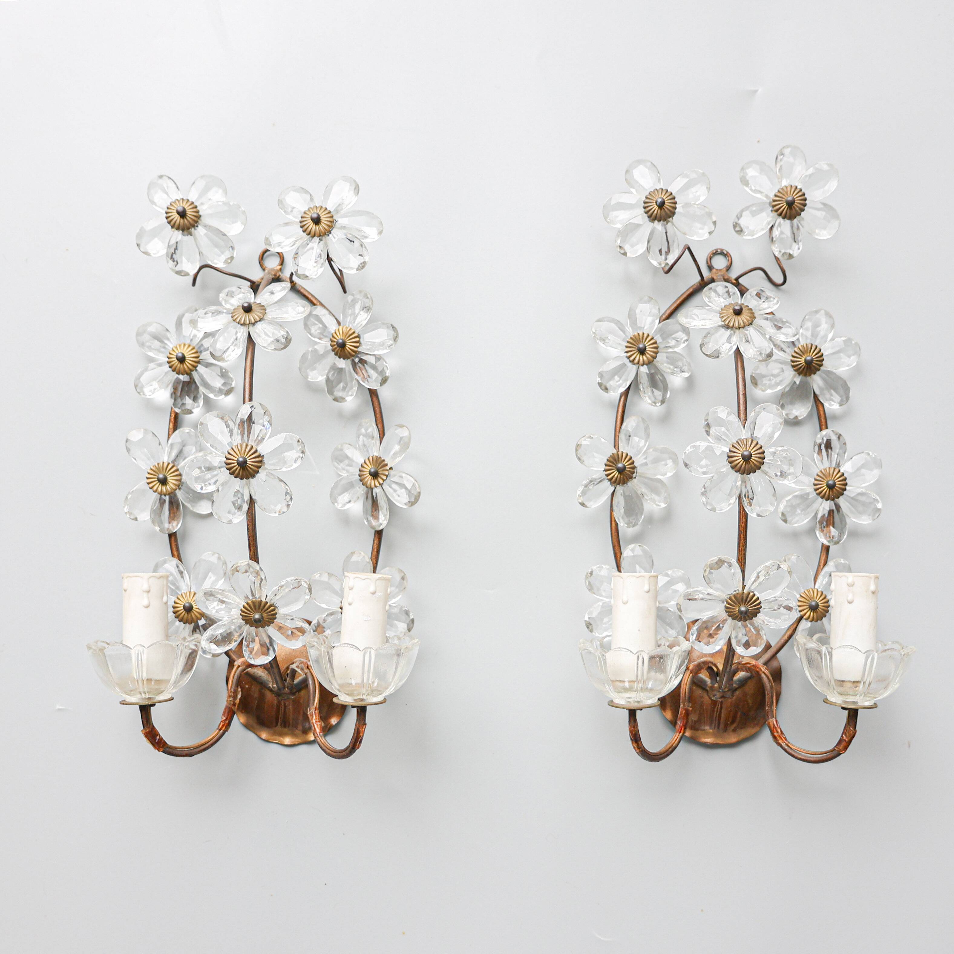 Set of 2 Banci Firenze wall sconces, brass / crystal glass 1950s, Italy.