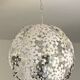 Suspension design forme sphere de fleurs pixelisées  chromée