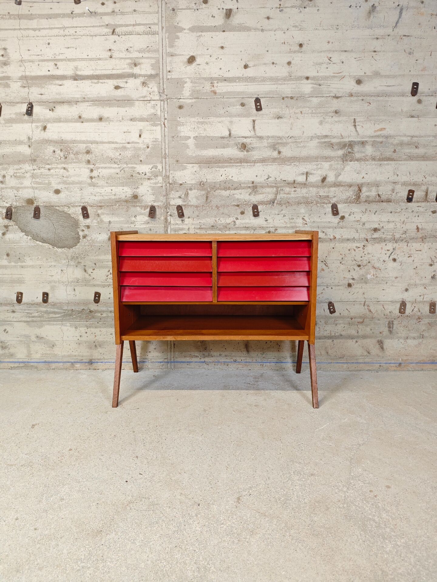 Buffet range vinyle vintage