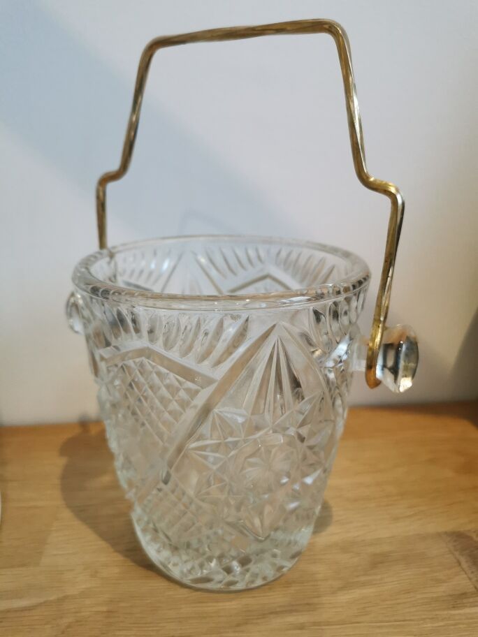 Glass ice bucket