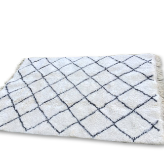 Carpet Moroccan beni ourian, 210 x 144