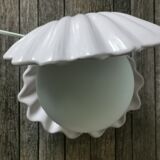 Opaline shell lamp