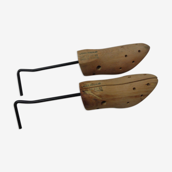 Paire d'embauchoirs forme à chaussure en bois & métal T.37/39