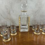 Carafe and 7 liqueur glasses