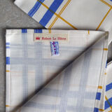 Serviettes melle mimosa