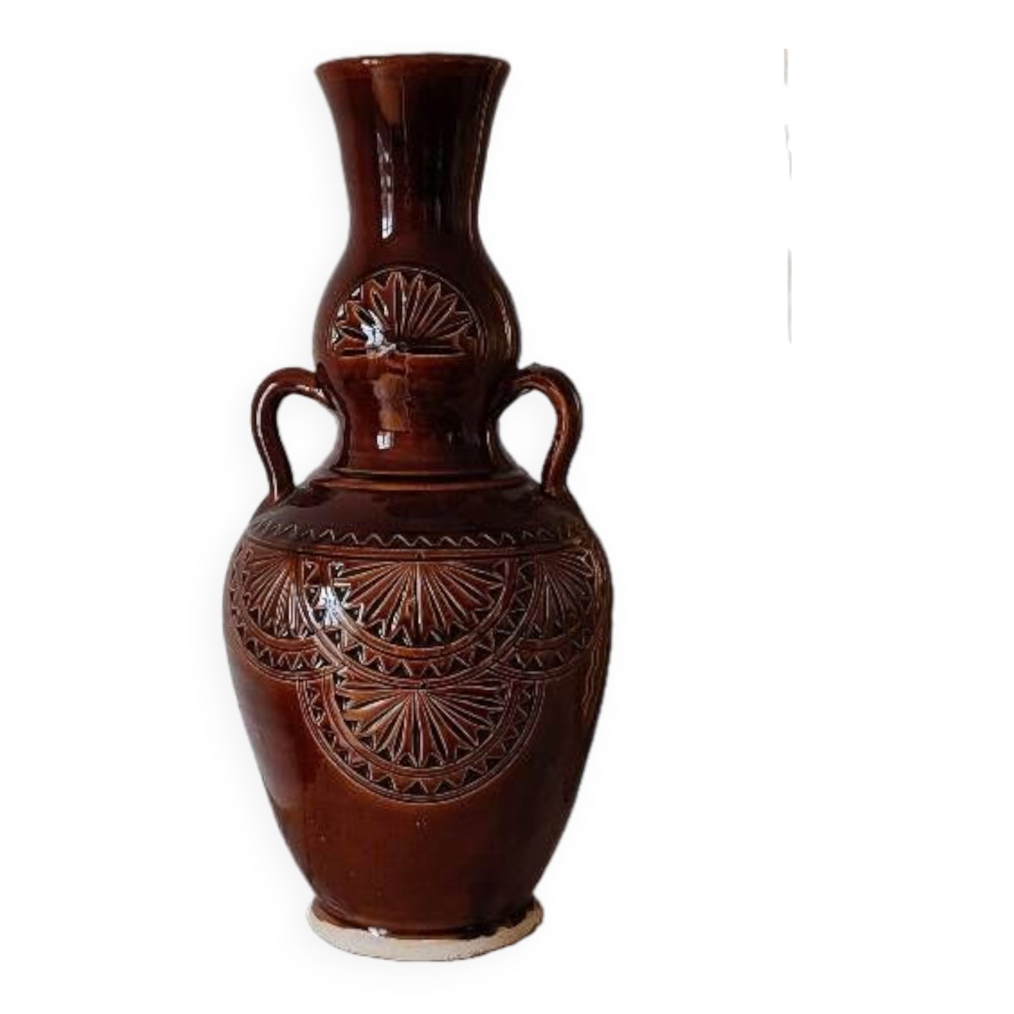 Ceramic vases with rosettes