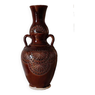 Ceramic vases with rosettes
