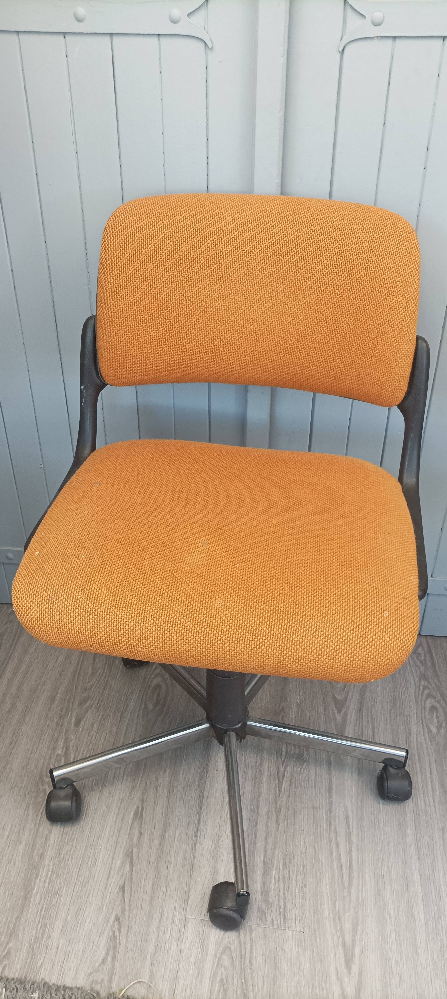 Eurosit office chair 1991