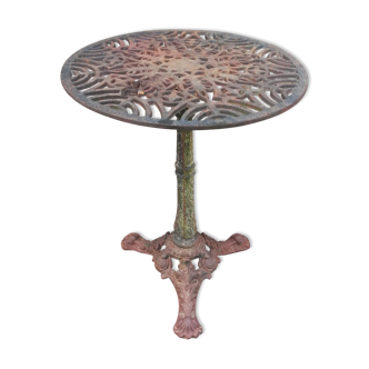 Cast iron garden pedestal table