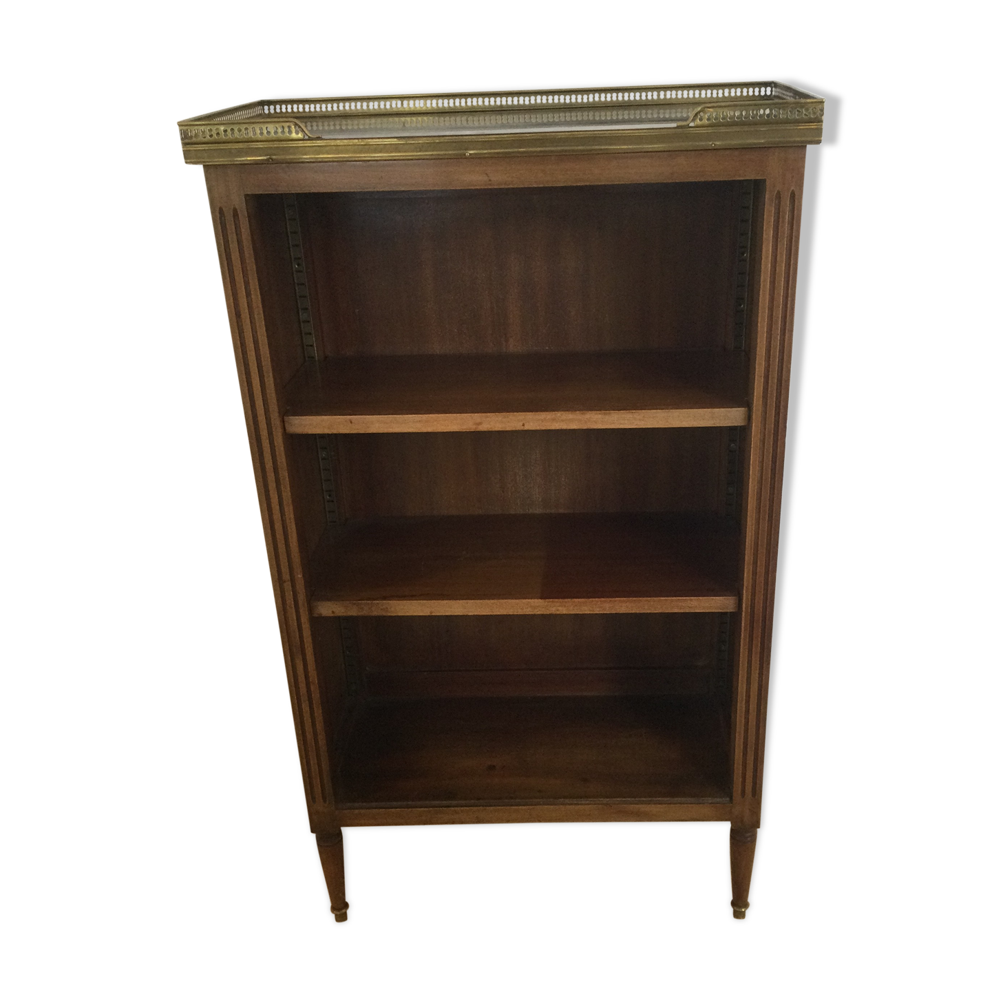 Bibus style Louis XVI