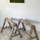 Table basse sur tréteaux anciens en bois