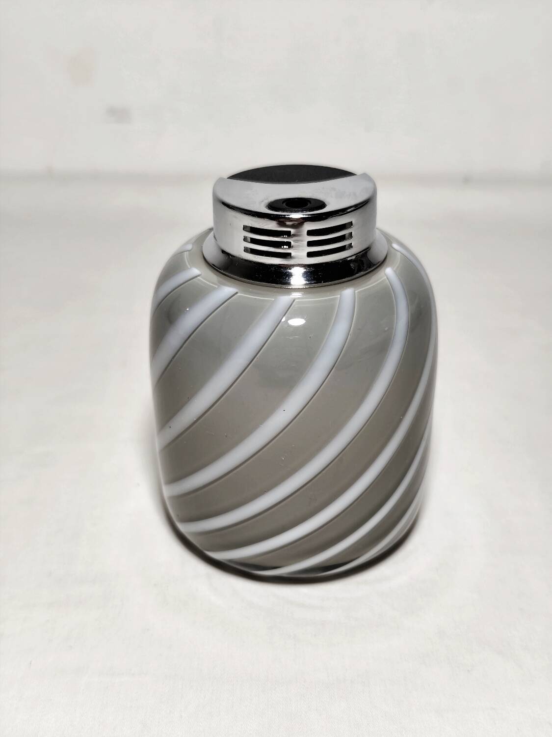 Encendedor de mesa "Tommaso Barbi" de cristal. Italia, 1970s.