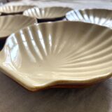 Beige and caramel ceramic scallops