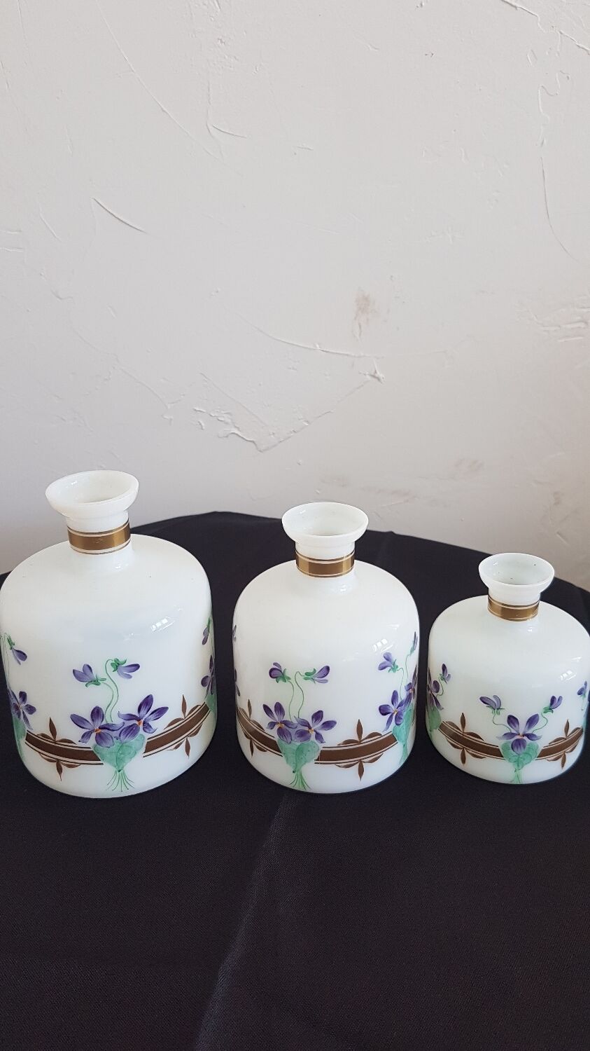 3 Muller vases