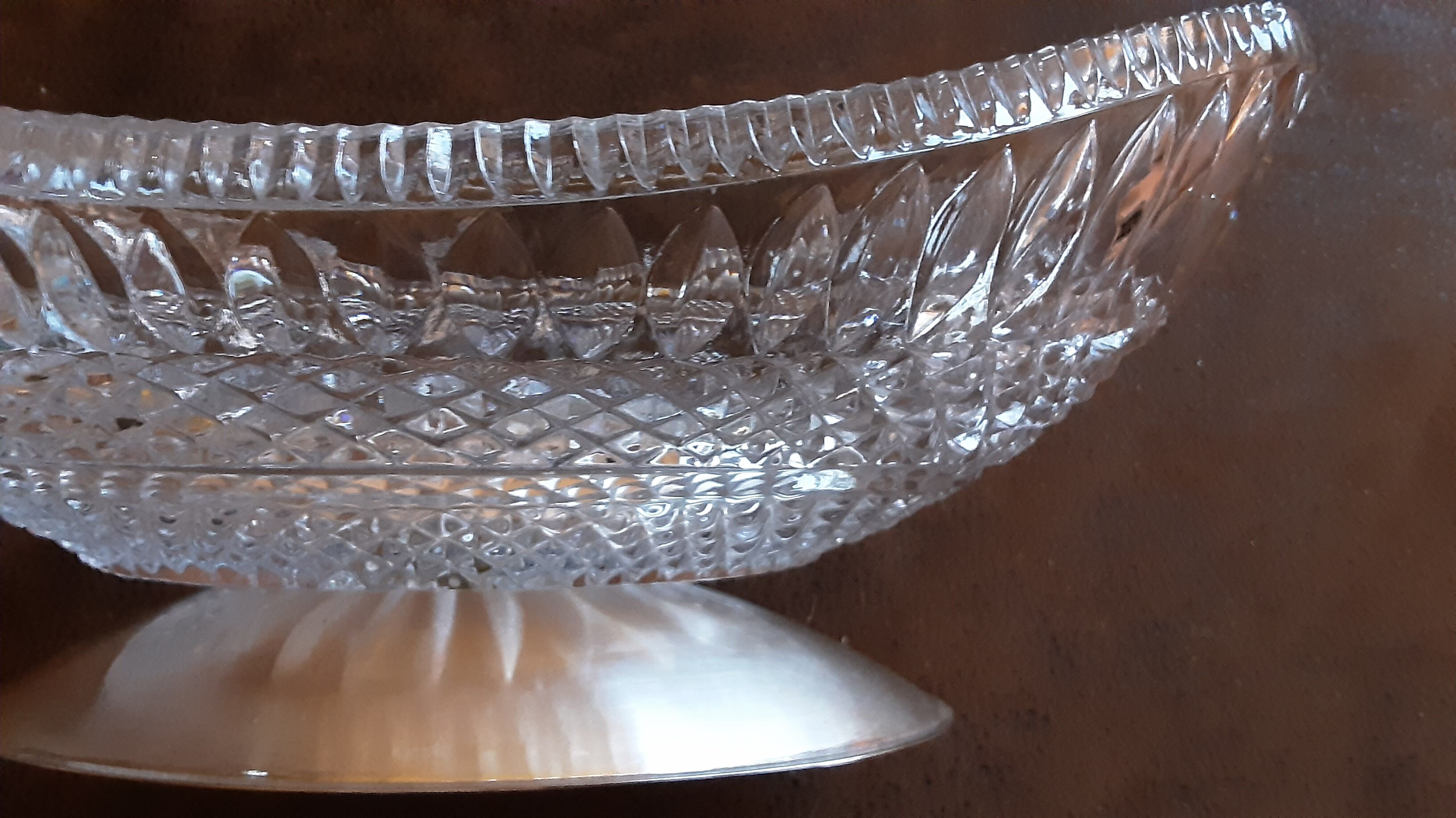 Oval cup on crystal stand