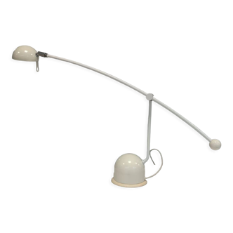 Desk lamp