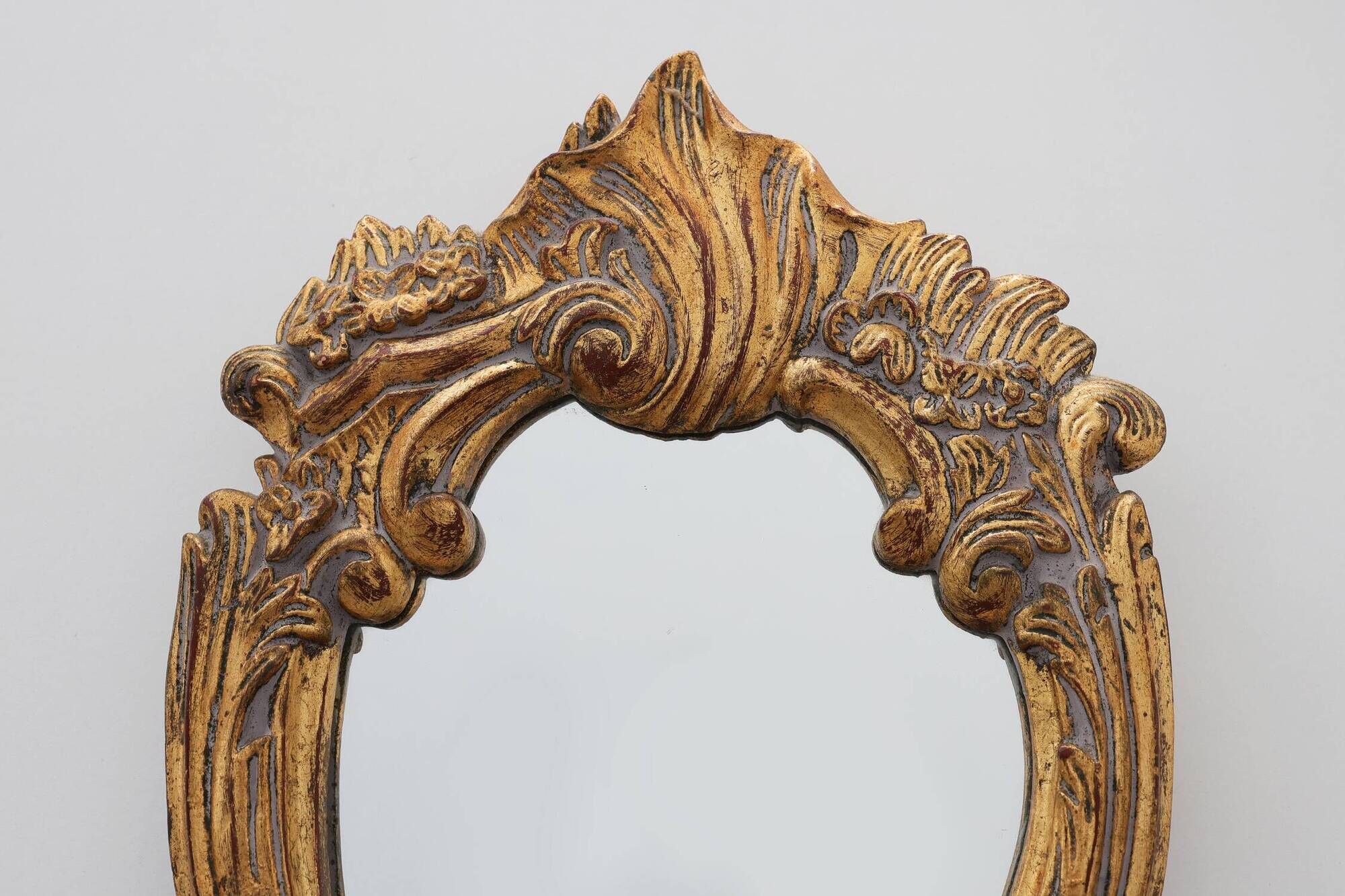 Petit miroir doré de style rococo, Italie, XXe siècle