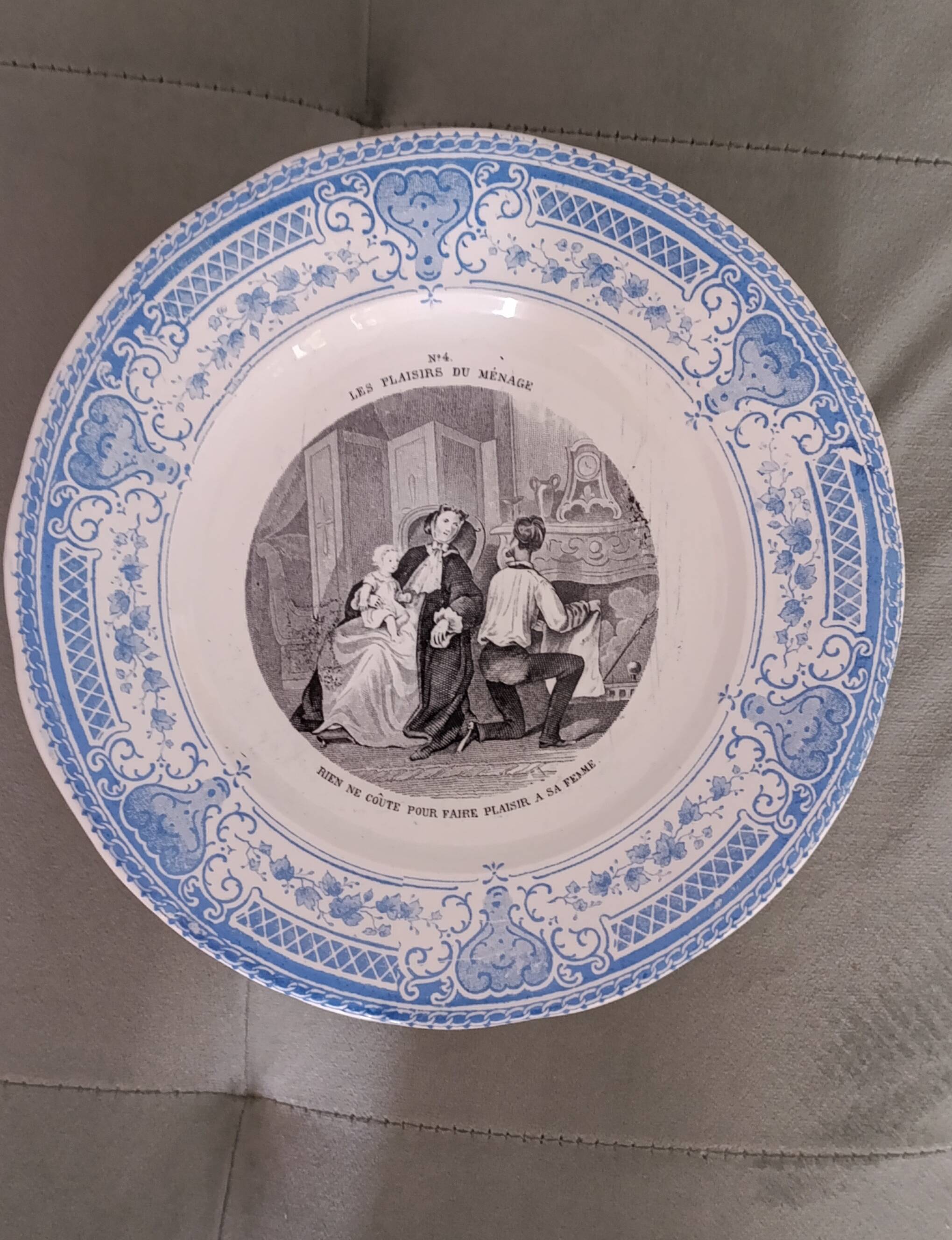 Set of 12 plates the pleasures of housekeeping