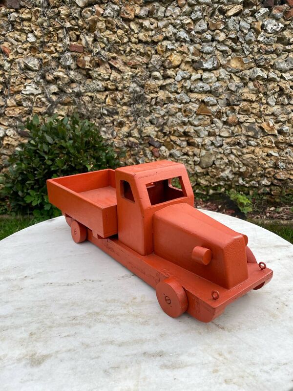 Camion en bois vintage 1930