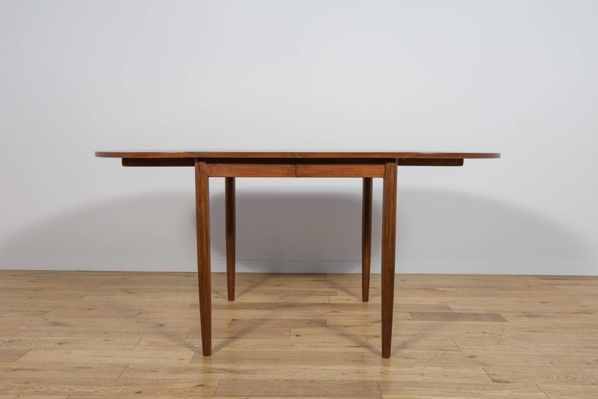 Table à manger extensible en teck et palissandre des années 1960, Danemark.