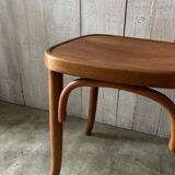 Pair of mismatched Thonet chairs