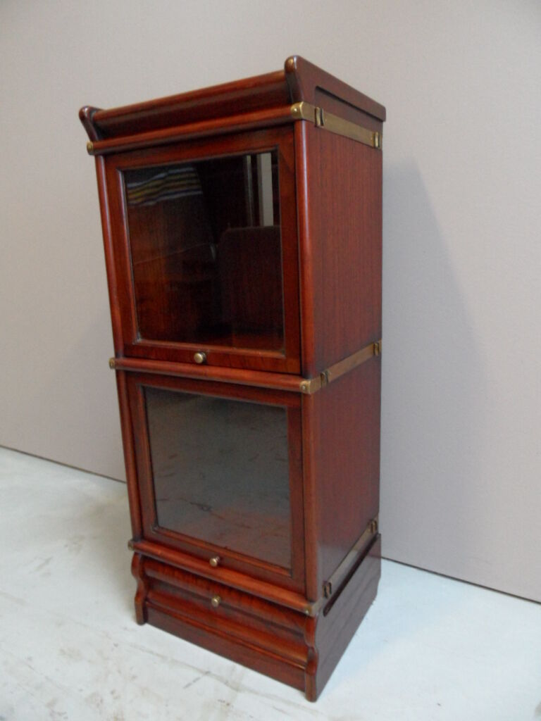 Vintage Globe Wernicke mahogany  bookcase