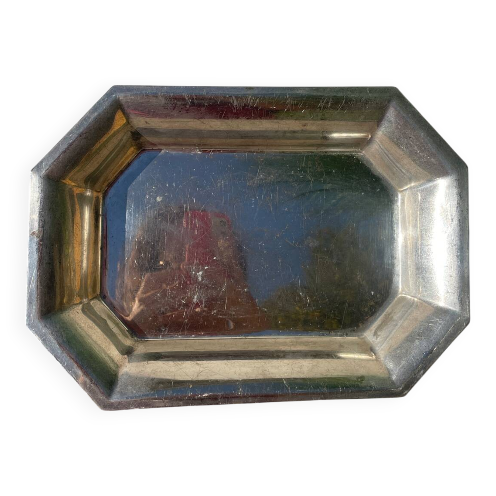 Octagonal silver-plated metal dish