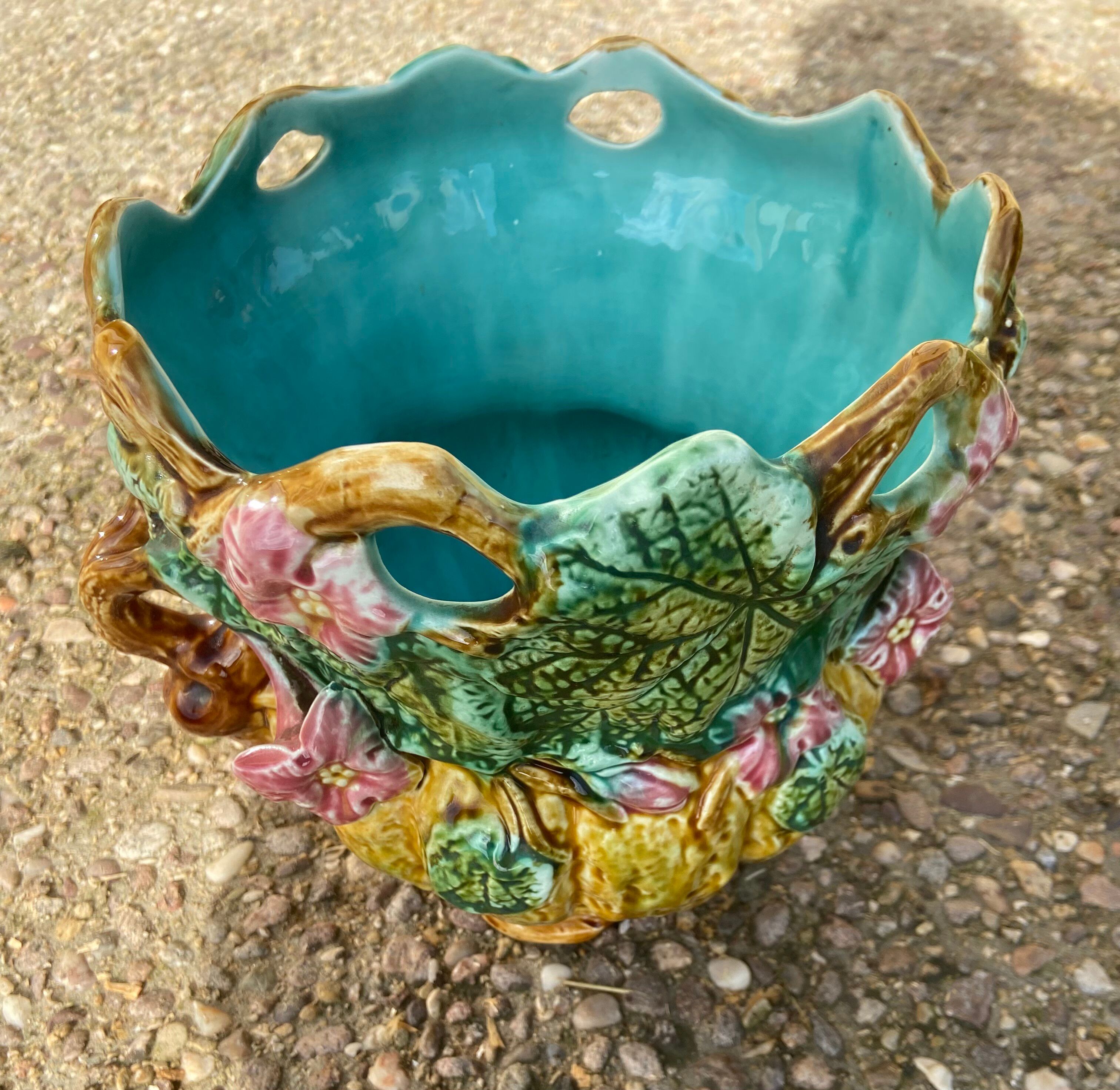 Antique cache-pot in majolica with floral decoration – Turquoise interior