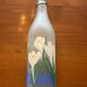 Bouteille en verre dépoli, décor crocus, LilLian Vernon