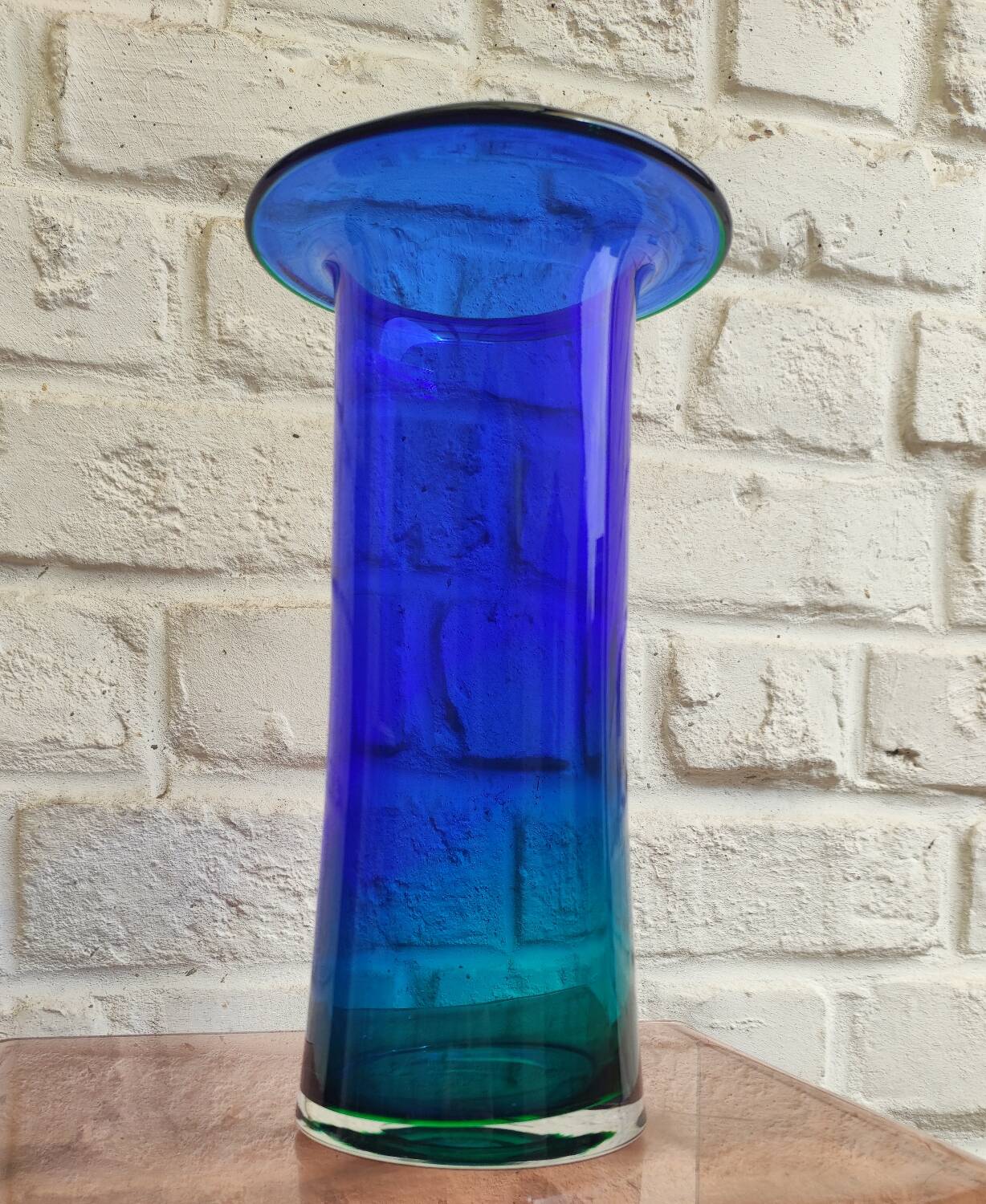 Vintage Bohemian Sommerso vase