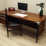 Bureau en palissandre, design italien, années 1970, designers : Ico et Luisa Parisi, manufacture