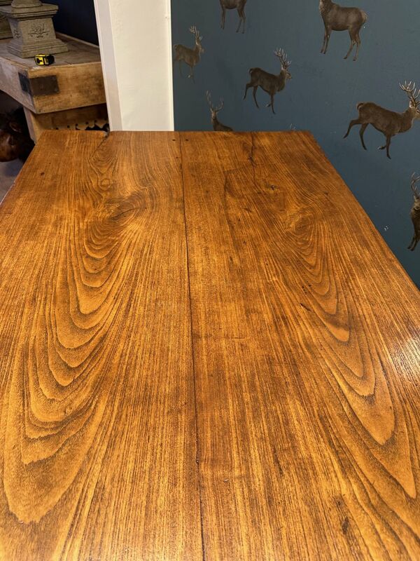 Table de ferme originale des Indes orientales néerlandaises