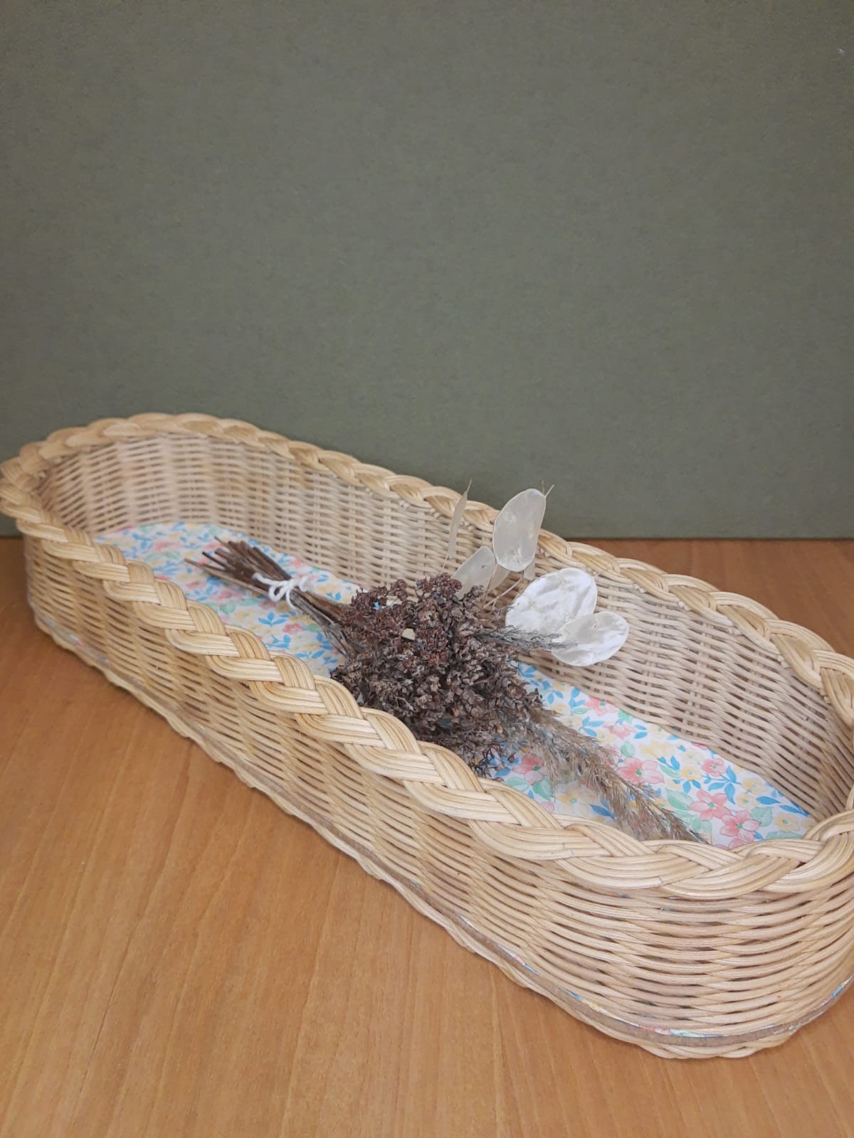 Rattan pan pattern vintage flowers