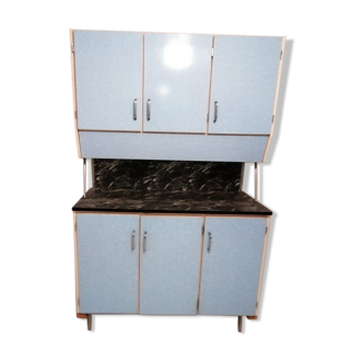 Kitchen furniture in Formica