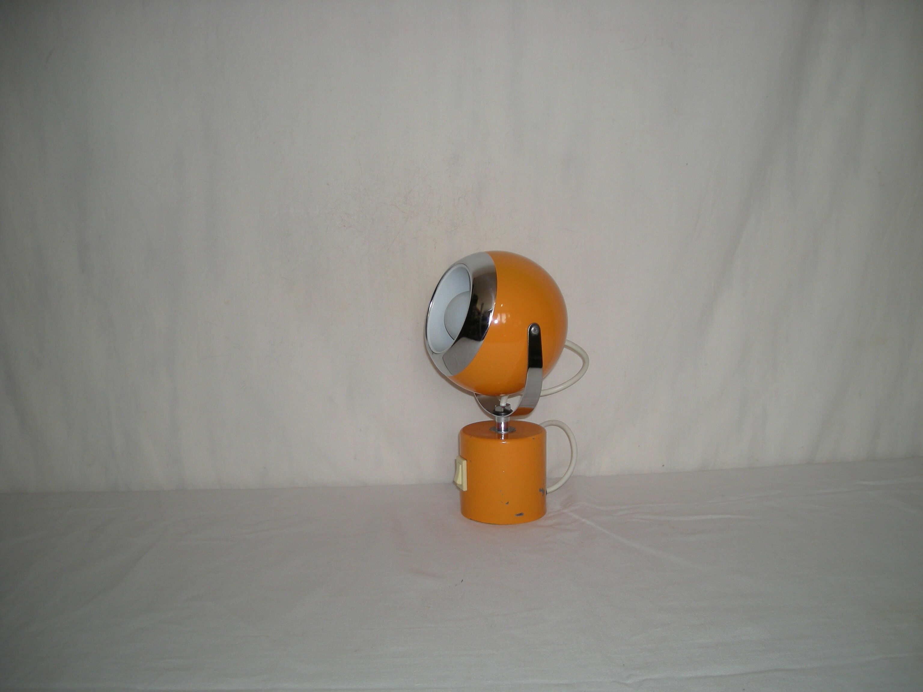 Eye ball lamp from the 60s 70s