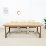 Farm table