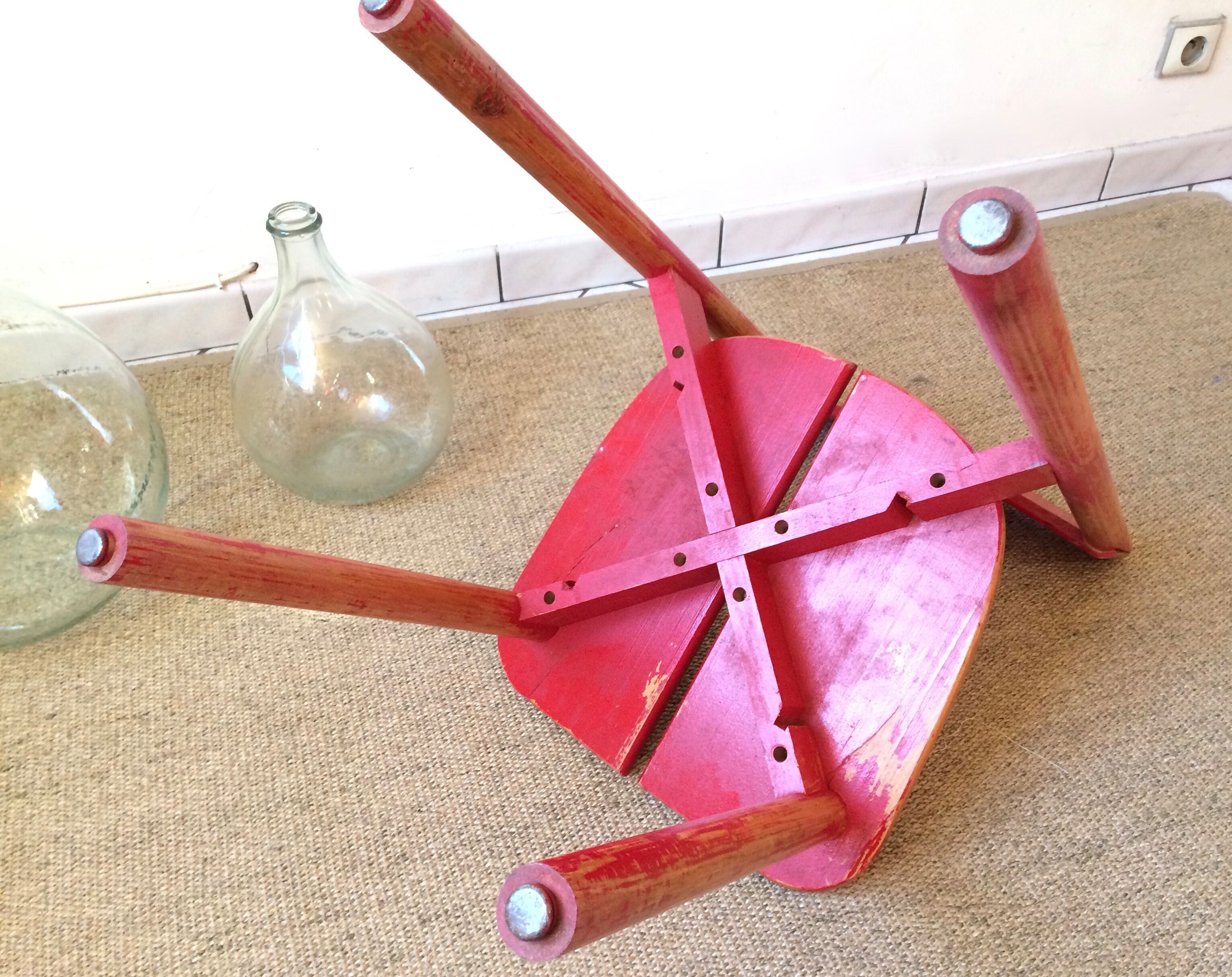 Grain of coffee design chair Pierre Gautier Delaye 60s