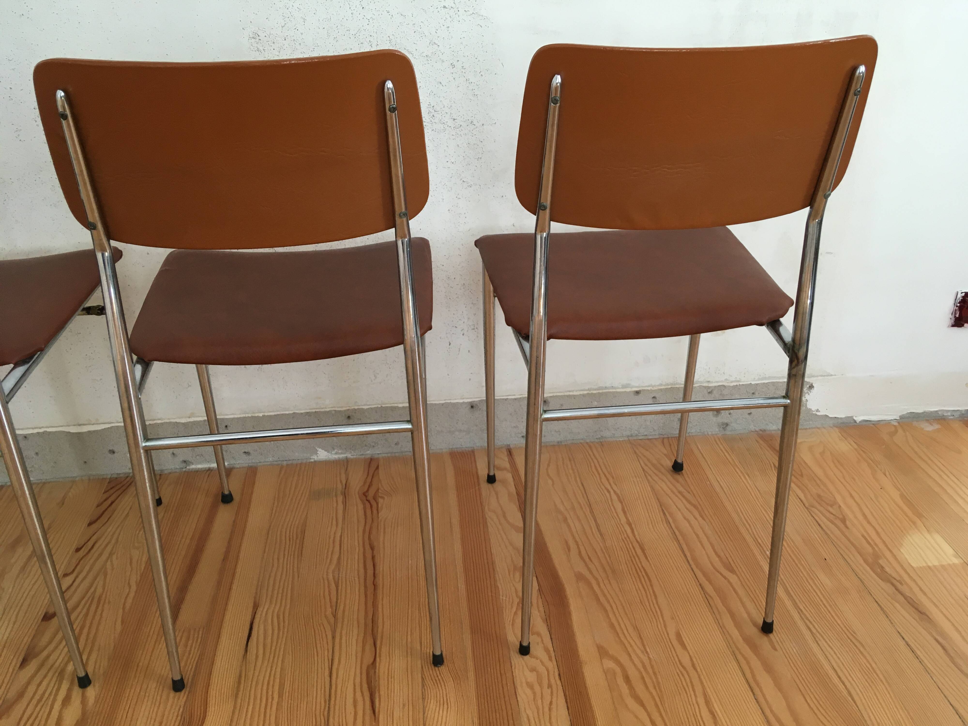 4 chaises skaï camel métal chromé années 70