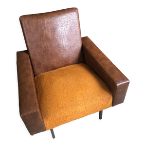 Fauteuil skaï et moumoute