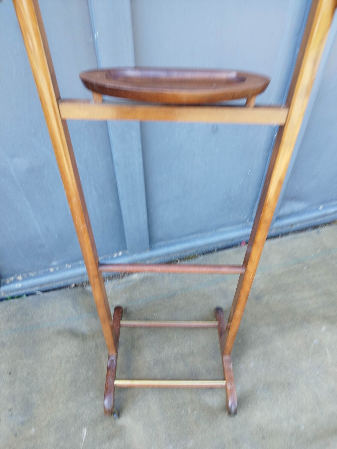 Wooden valet coat rack mannequin