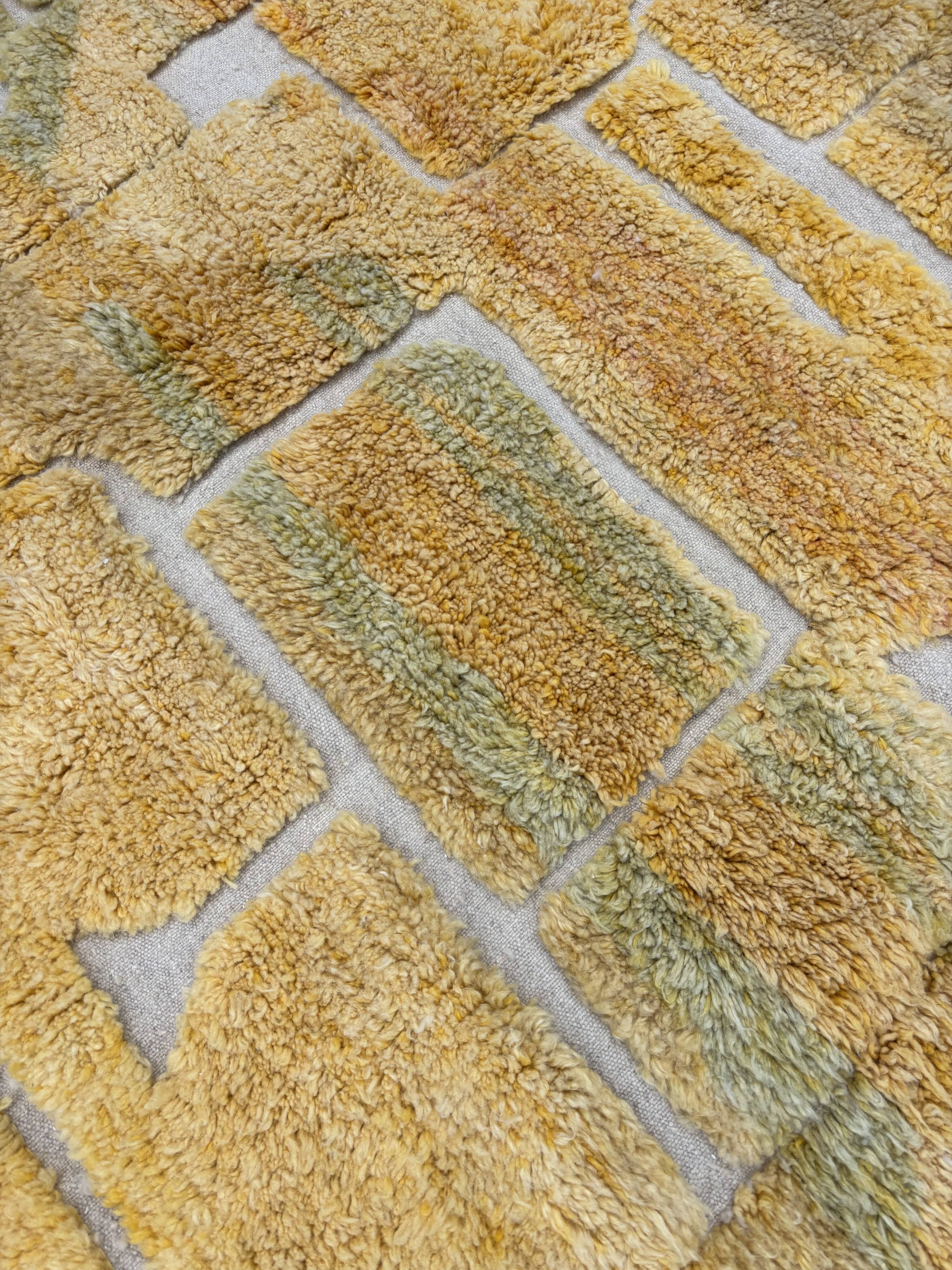 Moroccan Berber M'rirt Wool Rug - 200x300 cm